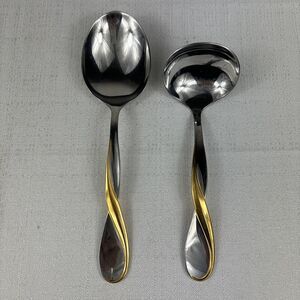 Oneida Golden Aquarius Serving Spoons‎ Set Of 2 Preowned